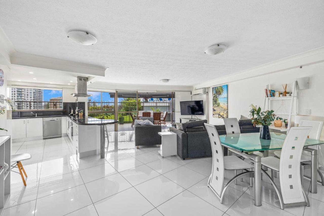 Gemini Court Holiday Apartments Gold Coast Buitenkant foto